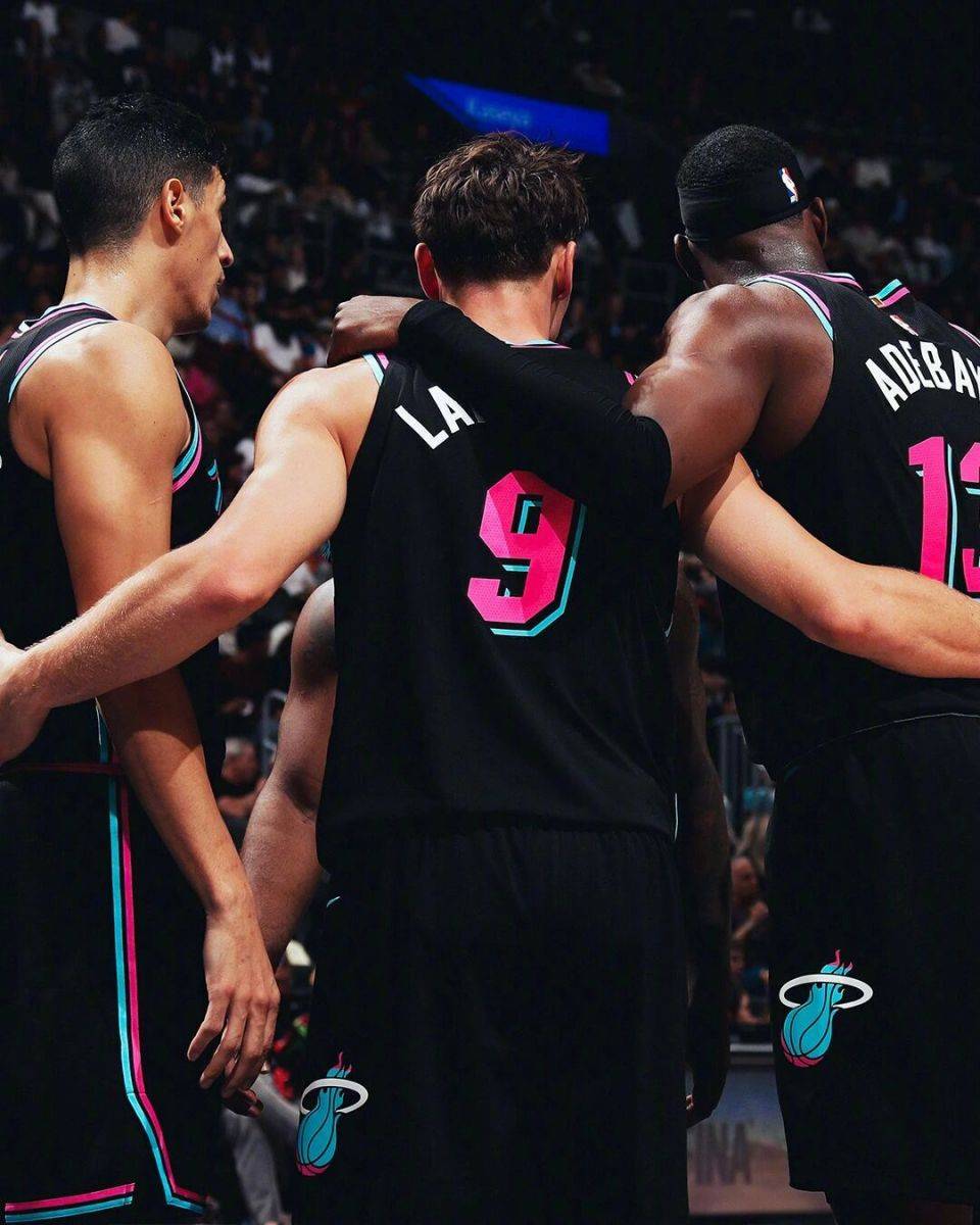 九游客服-NBA总决赛今晚走向成谜，迈阿密热火刷新队史纪录，话题不断，球探报告显示潜力的简单介绍